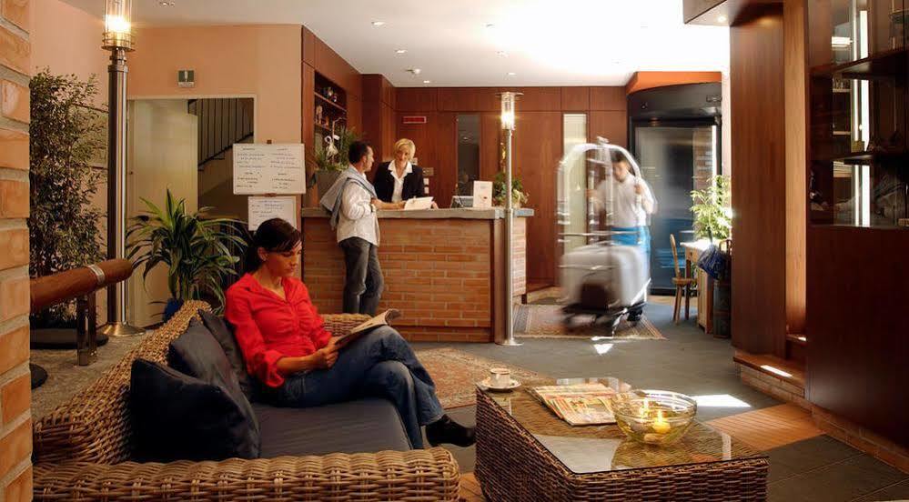 Hotel Krone - Eat, Drink, Stay Bressanone Luaran gambar