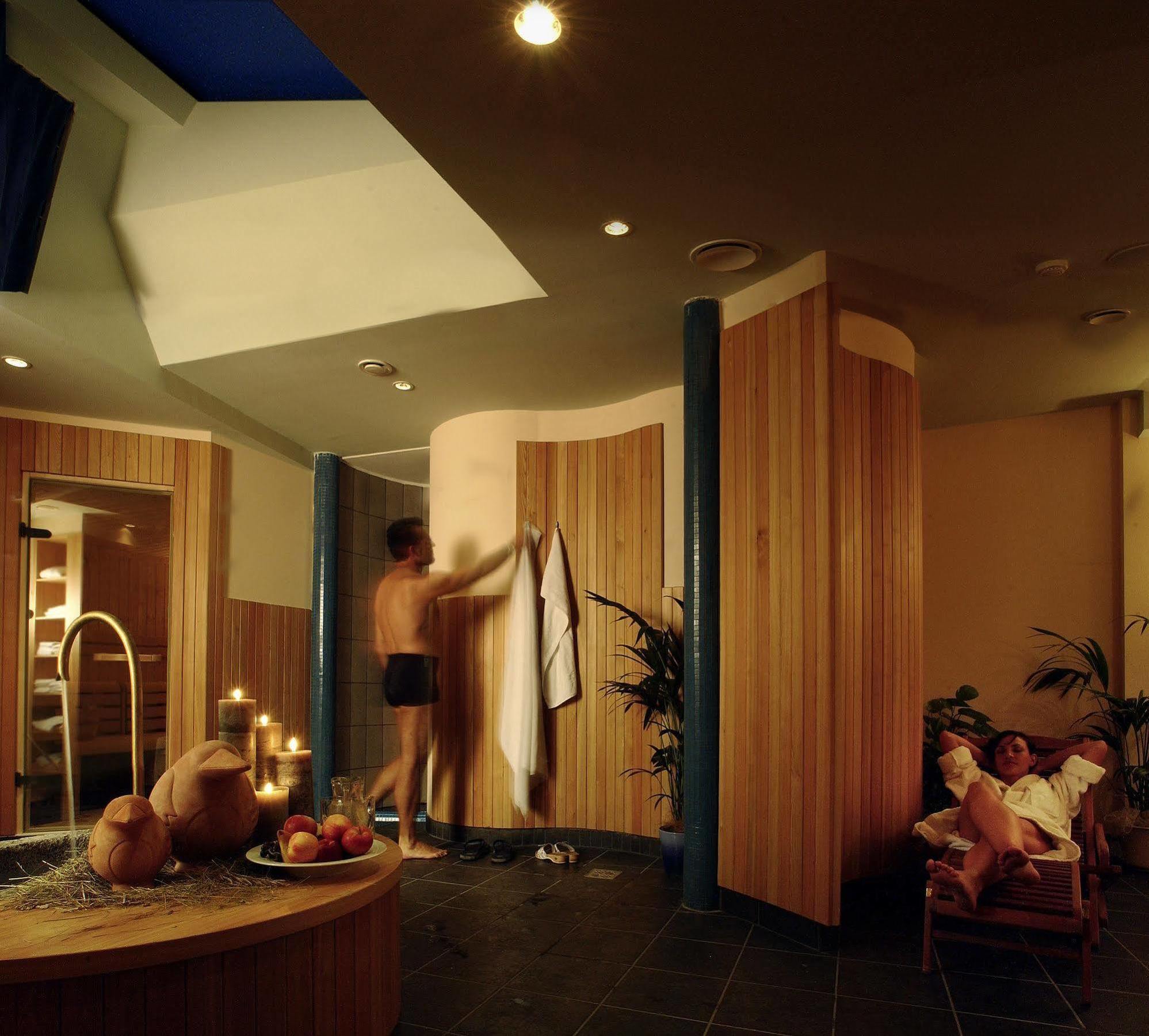 Hotel Krone - Eat, Drink, Stay Bressanone Luaran gambar
